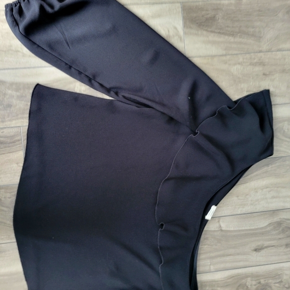 One-Shoulder Top - Picture 2 of 4